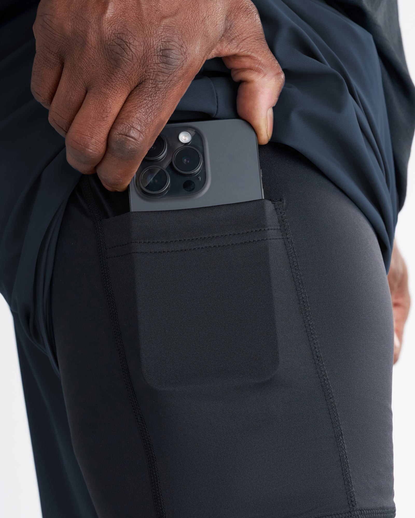 Vapor-Lite™ Hybrid Short - Midnight Navy